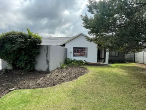 3 Bedroom house for sale in Kruinpark | Casa Dynamica Properties