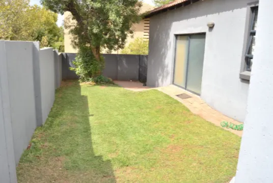 3 Bedroom duet for sale in Thatchfield Estate | Casa Dynamica Properties
