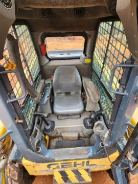 2015 GEHL R260 Skidsteer | Agrimar