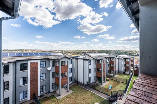 2 Bedroom Apartment / Flat for Sale in Amberfield