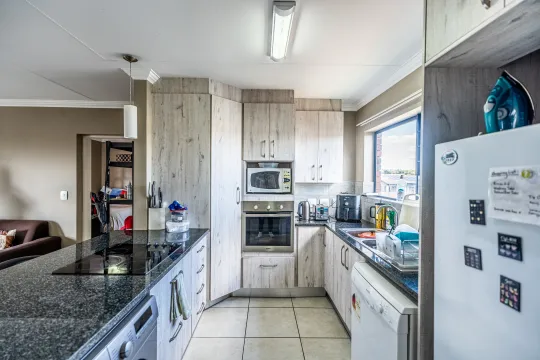 2 Bedroom Apartment / Flat for Sale in Amberfield