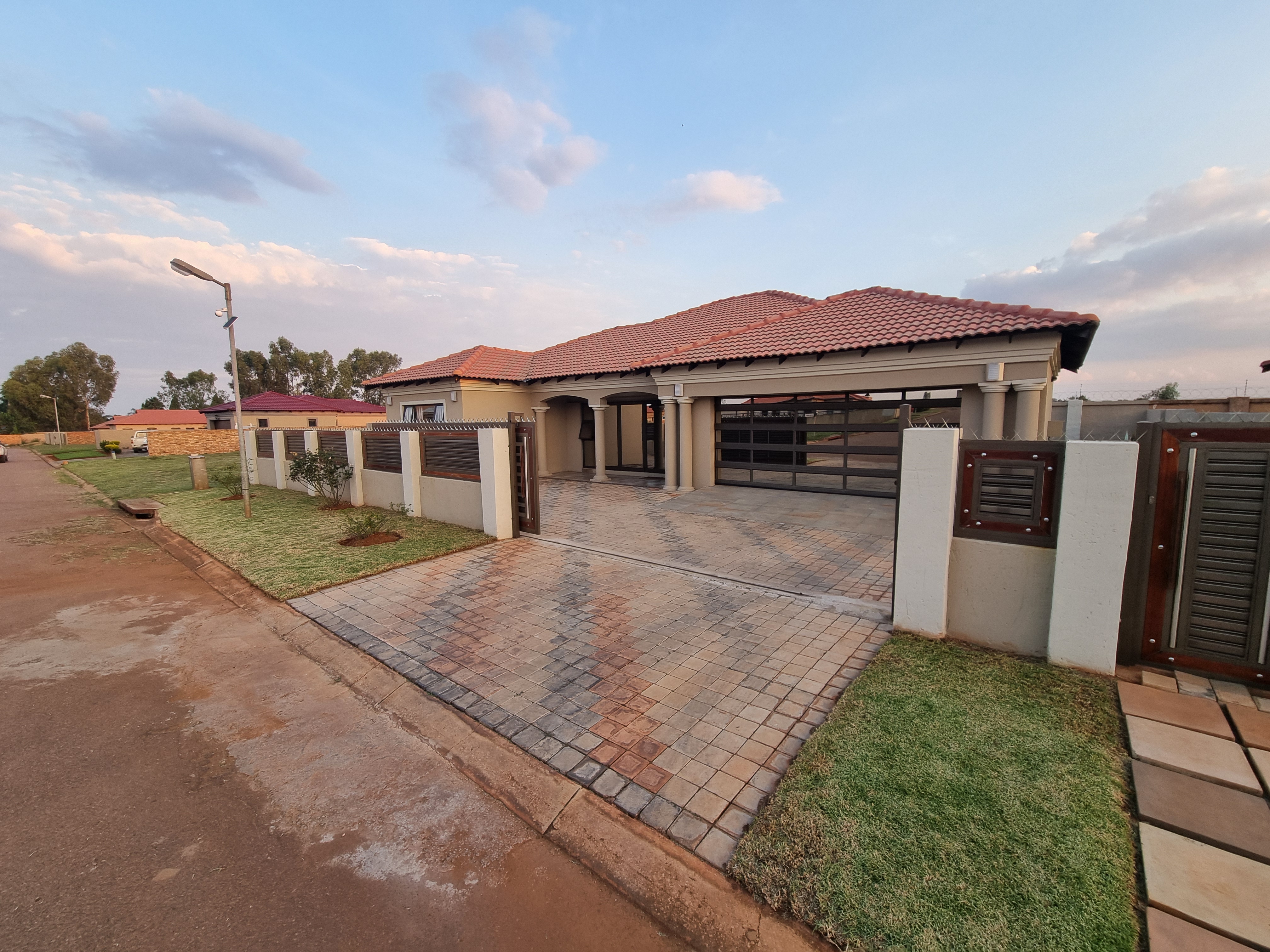 3 bedroom house for sale in Rayton peacefull tranquility | RE/MAX Infoglobe