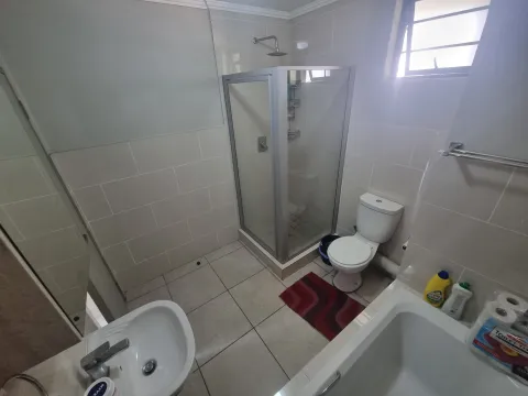 2 Bedroom Apartment / Flat for Sale in Amberfield Suburban Dream | RE/MAX Infoglobe