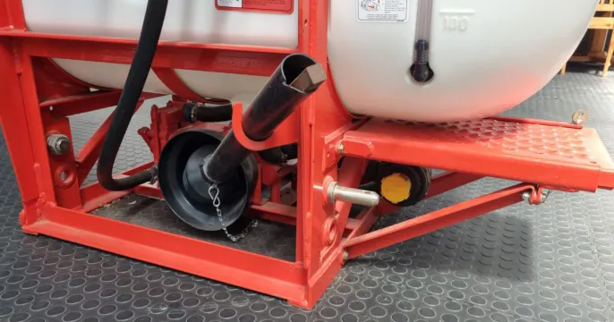 KUHN GARDIEN PEC 600L | Valtrac