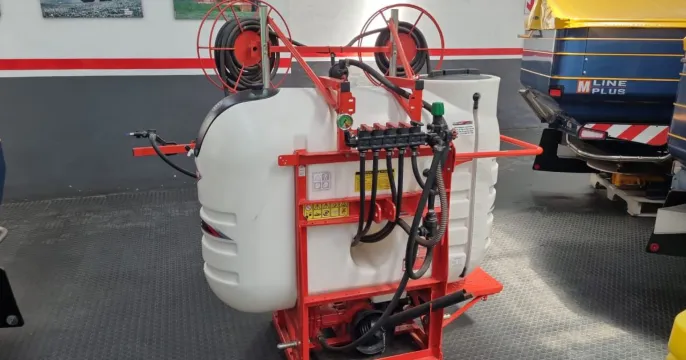 KUHN GARDIEN PEC 600L | Valtrac