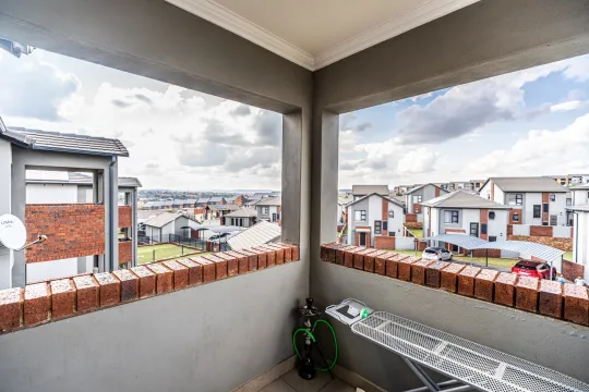 2 Bedroom Apartment/Flat for Sale in Amberfield Tranquil Living | RE/MAX Infoglobe