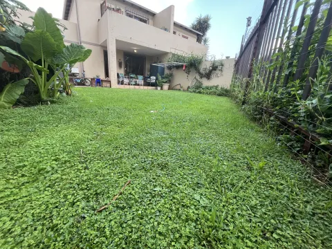 3 Bedroom townhouse for sale in Rooihuiskraal North Suburban Haven | RE/MAX Infoglobe