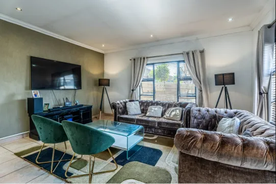 4 Bedroom House for Sale in Amberfield Valley Safe n sound | RE/MAX Infoglobe