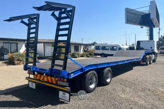 2003 Iveco Eurotrakker 750E42 6x4 & 2002 Busaf Trailer | Wölff Autohaus