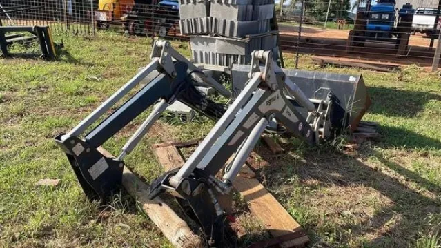 New Holland TD95 | MK Landbou Dienste