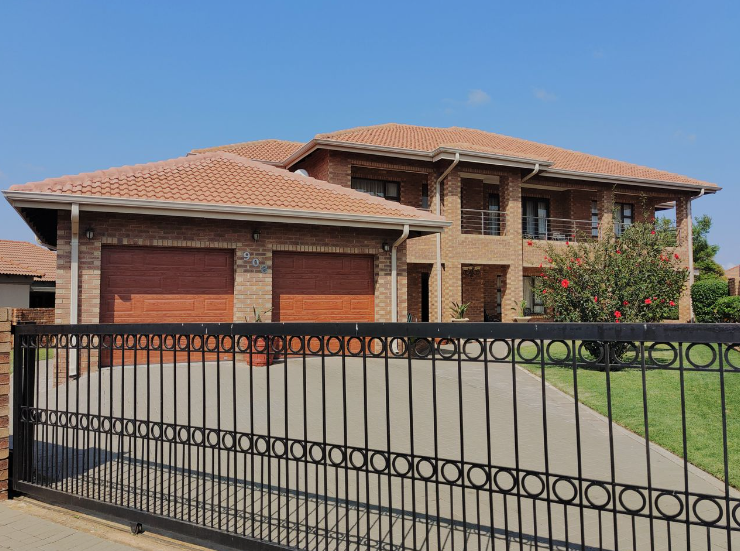 5 Bedroom House For Sale in Rayton | Casa Dynamica Properties