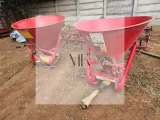 2 x Kunsmis strooiers  | MK Landbou Dienste