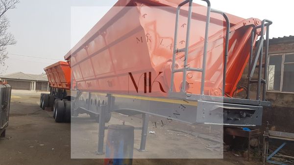 2012 Afrit Side Tipper | MK Landbou Dienste