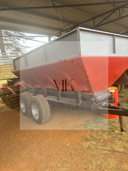 6 Ton Rovic kalkstrooier | MK Landbou Dienste