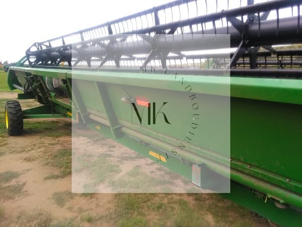 John Deere 635 Flex soja tafel met karretjie   2017 model | MK Landbou Dienste