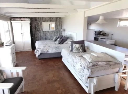 1 Bedroom Self-Catering House in Jongensfontein | Agrisell