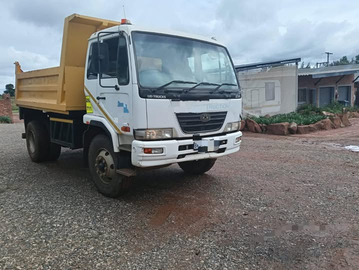 2013 Nissan UD 85 6 cube tipper | Agrimar