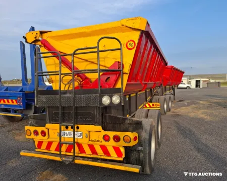 2015 Top Trailer 45m³ Side Tipper