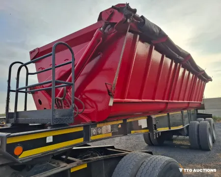 2015 Top Trailer 45m³ Side Tipper