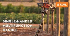 Single-handed multifunction handle with the BT 230 Earth Auger | STIHL