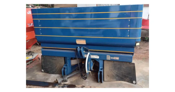 Used Bogballe M35 spreader | Valtrac