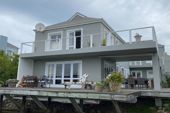 4 bedroom house to rent in Thesen Islands