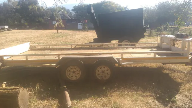 Heavy-duty car trailer