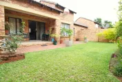 2 Bedroom Townhouse For Sale in Die Hoewes | Casa Dynamica Properties
