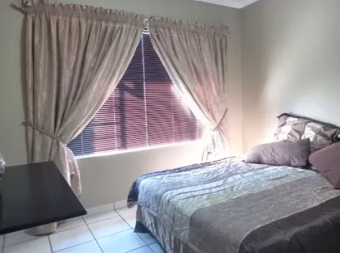 3 Bedroom House For Sale in Eldoraigne | Casa Dynamica Properties