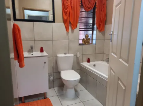 3 Bedroom House For Sale in Eldoraigne | Casa Dynamica Properties