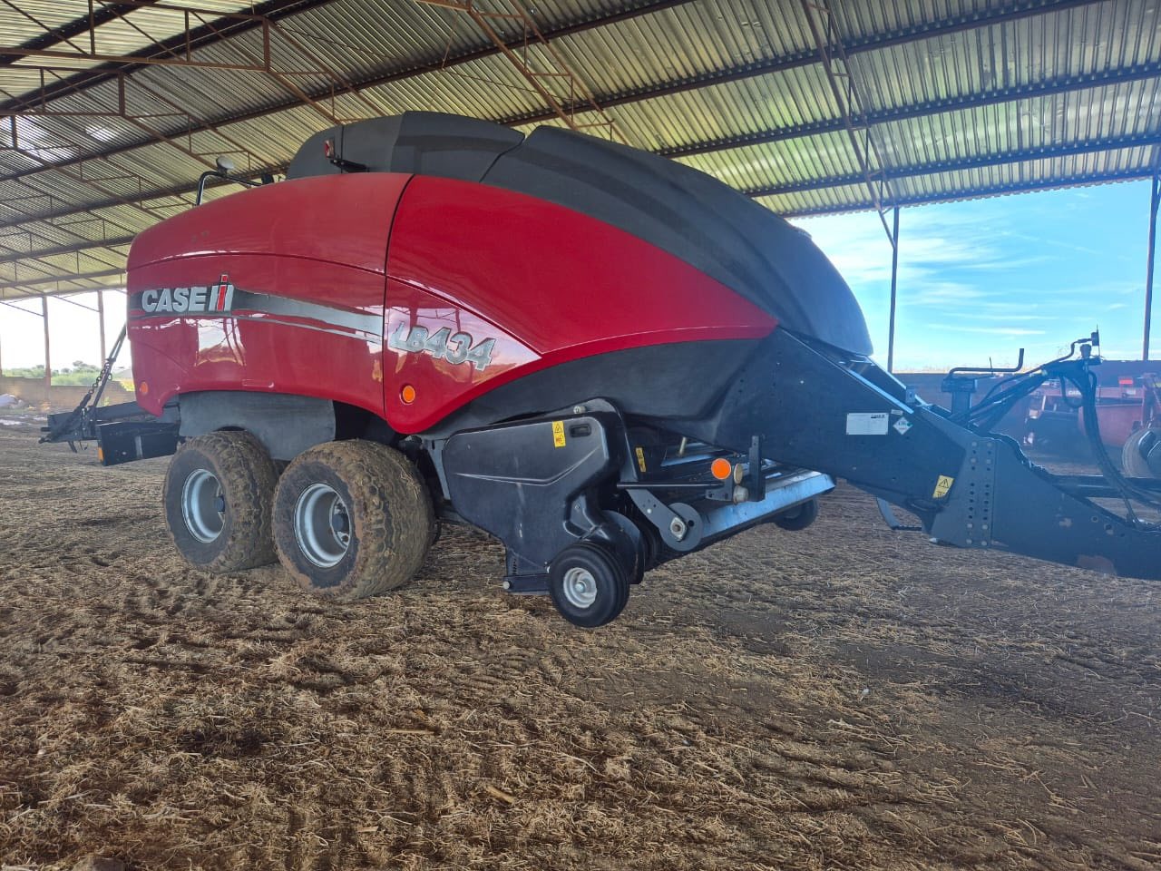 2017 Case LB434 baler | Agrimar
