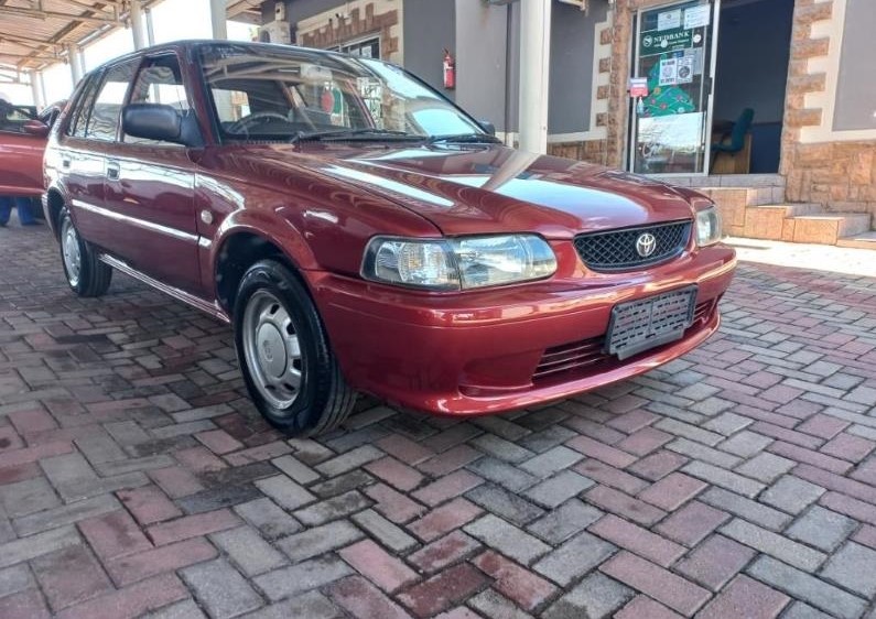 2004 Toyota Tazz 130