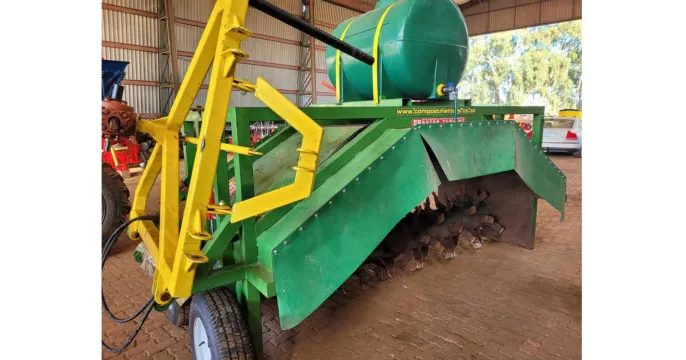 Used Ritlee compost turner / Price reduced | Valtrac